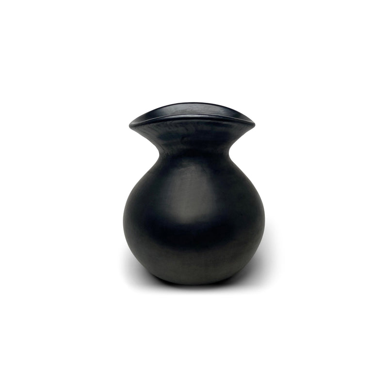 Coyotepec Vase | S Vases + Planters 