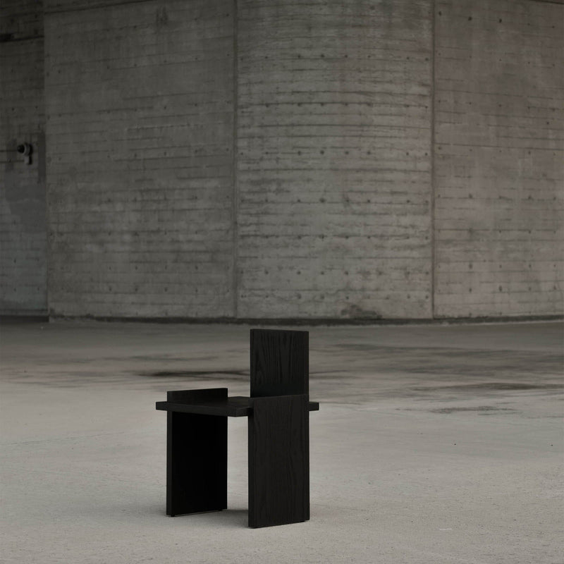 Juddas Chair | 02 Furniture 