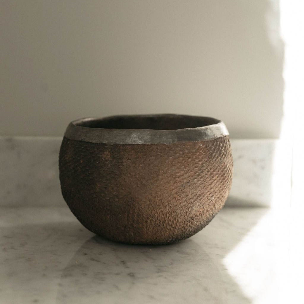 Rounded Earthenware Bowl | L Bowls Burnt Earth 