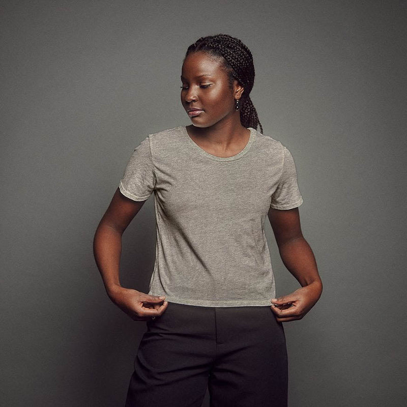 Women's Cropped Heathered T-Shirt - T-Shirts by Obakki | Obakki